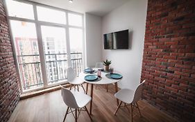 Kostjukowski Apartments Шевченка 60